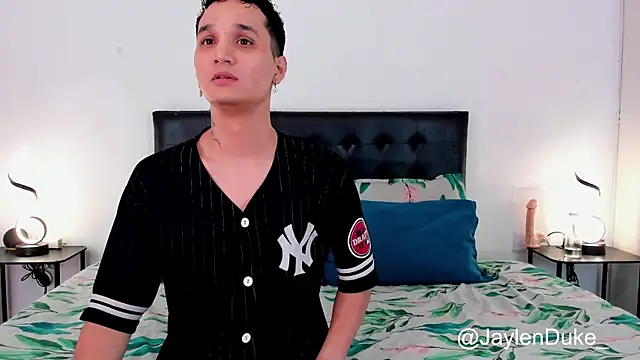 Snapshot of jaylen_and_duke chatting on December 5, 2025, 11:08 am jaylen and duke online show from December 5, 2025, 11:08 am