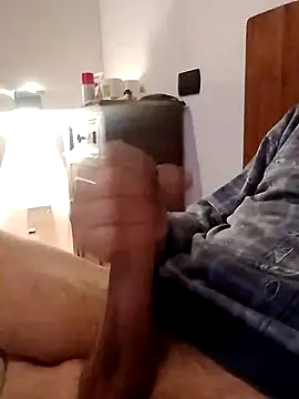 Snapshot of Anastasio33 chatting on December 4, 2024, 7:56 pm Anastasio33 online show from December 4, 2024, 7:56 pm