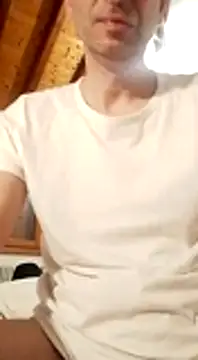 Snapshot of Anastasio33 chatting on January 14, 2025, 7:21 pm Anastasio33 online show from January 14, 2025, 7:21 pm