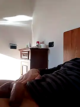 Snapshot of Anastasio33 chatting on January 18, 2025, 9:13 am Anastasio33 online show from January 18, 2025, 9:13 am