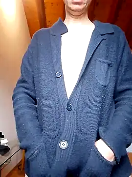 Snapshot of Anastasio33 chatting on February 26, 2025, 8:59 am Anastasio33 online show from February 26, 2025, 8:59 am