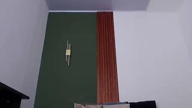 jean sneider online show from September 18, 2025, 4:14 am