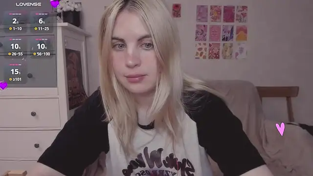 pawpaws online show from December 15, 2024, 11:55 am