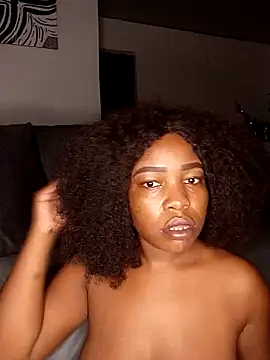 Snapshot of rosey_cheeks chatting on February 2, 2025, 12:09 am rosey cheeks online show from February 2, 2025, 12:09 am