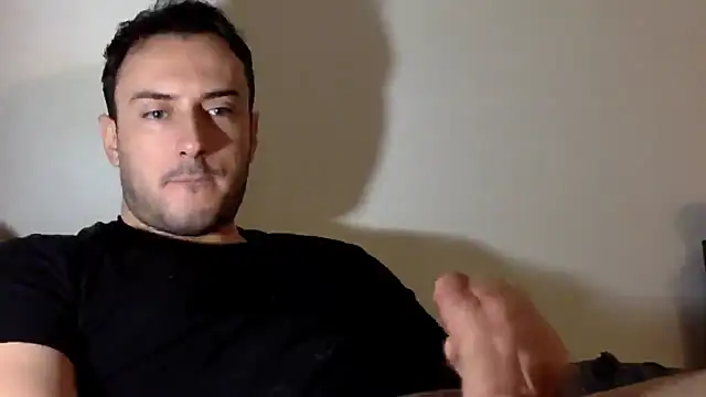 Snapshot of mainnrd chatting on February 17, 2025, 7:53 pm mainnrd online show from February 17, 2025, 7:53 pm