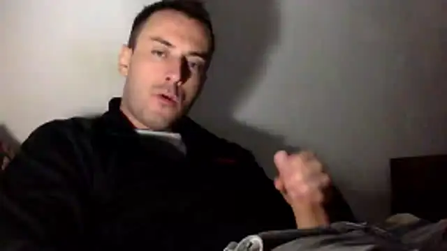 Snapshot of mainnrd chatting on October 18, 2025, 3:09 am mainnrd online show from October 18, 2025, 3:09 am