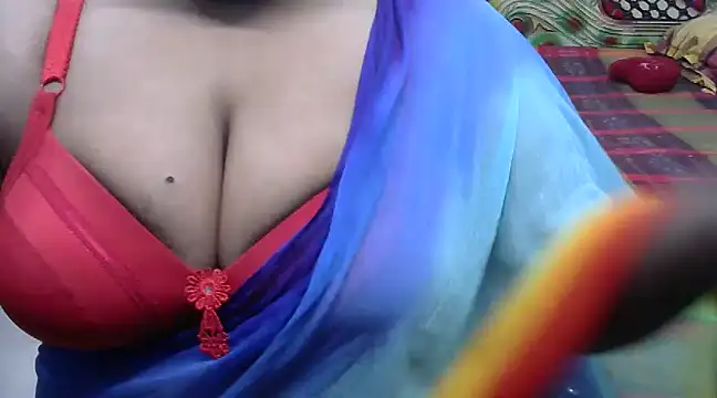 Snapshot of cutegirl_1212 chatting on February 28, 2025, 3:04 pm cutegirl 1212 online show from February 28, 2025, 3:04 pm