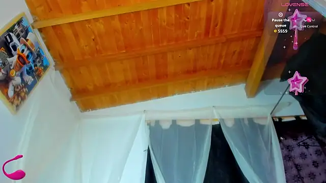 esteveen ortegas  online show from November 4, 2025, 11:42 am