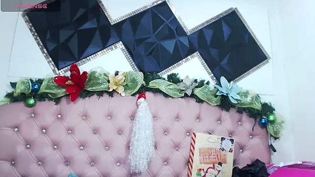 andrea safeira doll online show from December 26, 2024, 7:05 pm