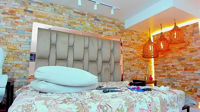 karla dunn online show from February 13, 2025, 3:07 am