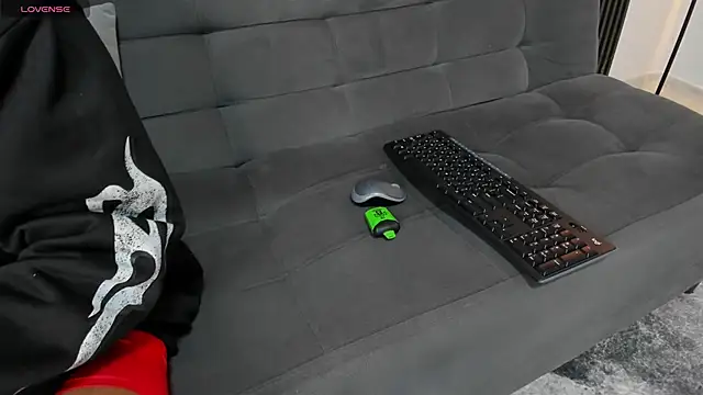 Snapshot of BRYXXXON1 chatting on December 10, 2024, 7:16 am BRYXXXON1 online show from December 10, 2024, 7:16 am