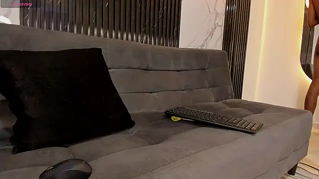 Snapshot of BRYXXXON1 chatting on January 26, 2025, 7:21 am BRYXXXON1 online show from January 26, 2025, 7:21 am