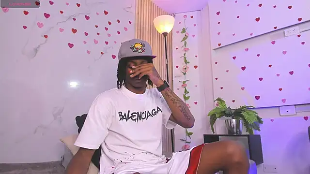 Snapshot of BRYXXXON1 chatting on March 15, 2025, 2:23 pm BRYXXXON1 online show from March 15, 2025, 2:23 pm