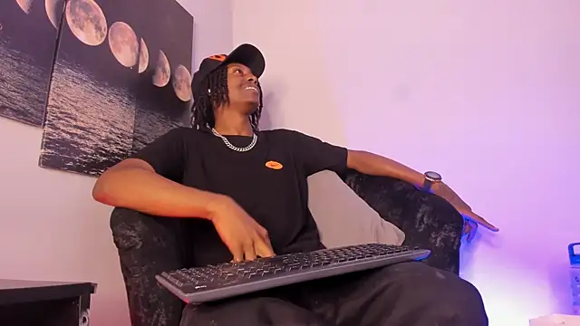 Snapshot of BRYXXXON1 chatting on September 15, 2025, 3:34 pm BRYXXXON1 online show from September 15, 2025, 3:34 pm