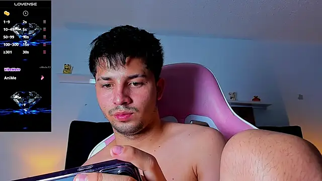 Issac james  online show from October 19, 2025, 4:57 am