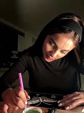 xia foxxy online show from October 6, 2025, 2:42 am