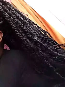 Snapshot of TheDoubleTrouble18xxx chatting on December 26, 2024, 11:21 am TheDoubleTrouble18xxx online show from December 26, 2024, 11:21 am