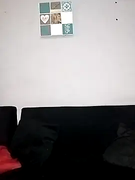 Snapshot of TheDoubleTrouble18xxx chatting on March 6, 2025, 10:04 pm TheDoubleTrouble18xxx online show from March 6, 2025, 10:04 pm