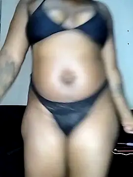 Snapshot of TheDoubleTrouble18xxx chatting on March 10, 2025, 6:01 pm TheDoubleTrouble18xxx online show from March 10, 2025, 6:01 pm