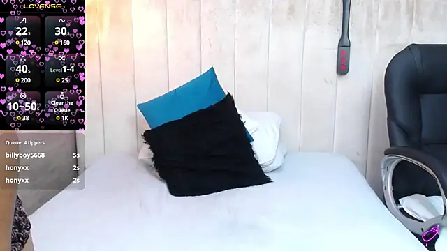 Snapshot of MaturePure chatting on January 24, 2025, 12:20 am MaturePure online show from January 24, 2025, 12:20 am