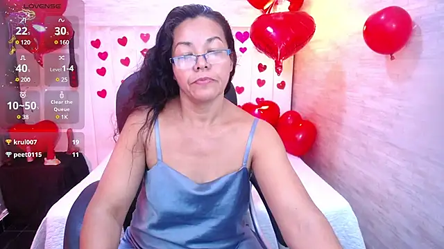 Snapshot of MaturePure chatting on February 17, 2025, 10:47 pm MaturePure online show from February 17, 2025, 10:47 pm