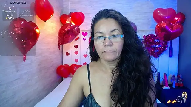 Snapshot of MaturePure chatting on February 22, 2025, 9:59 pm MaturePure online show from February 22, 2025, 9:59 pm