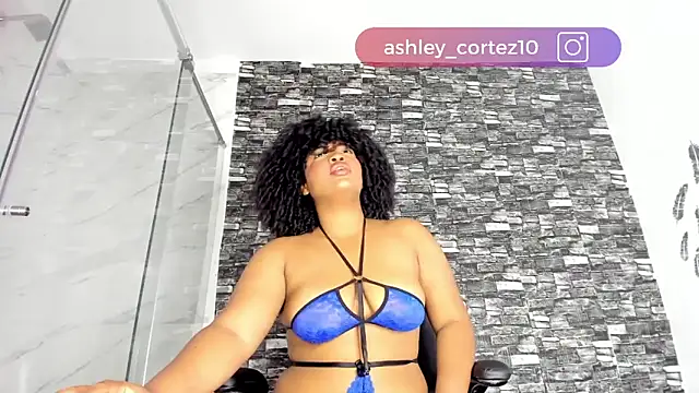 Snapshot of ashley_crotez chatting on March 16, 2025, 6:23 pm ashley crotez online show from March 16, 2025, 6:23 pm