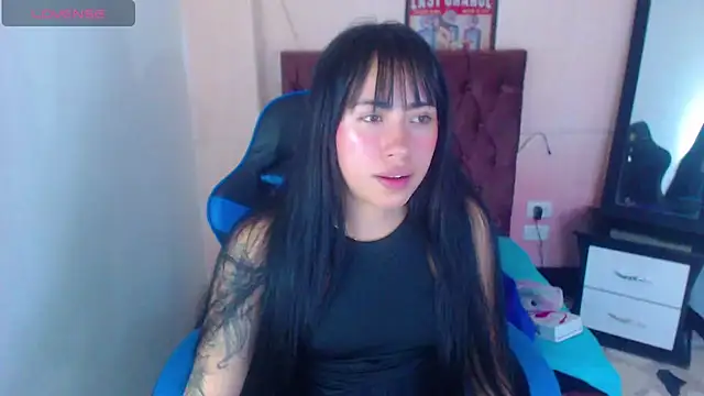 Snapshot of sylvana_19 chatting on January 3, 2025, 9:26 pm sylvana 19 online show from January 3, 2025, 9:26 pm