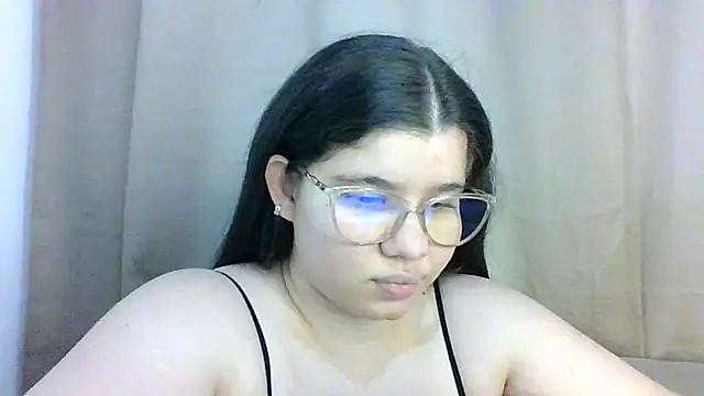 Danzel1105 online show from October 30, 2025, 8:09 pm