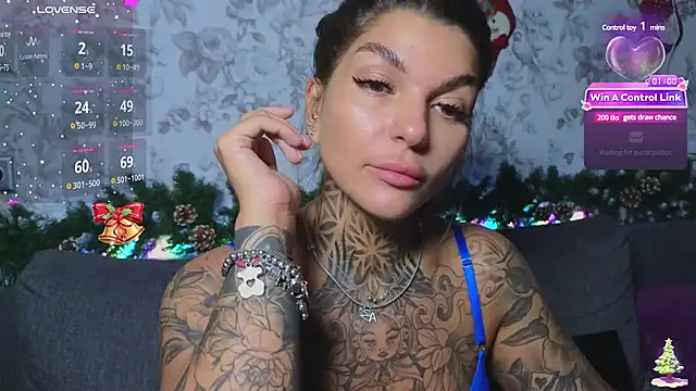 Snapshot of tattooedBabyy chatting on December 25, 2024, 4:22 pm tattooedBabyy online show from December 25, 2024, 4:22 pm