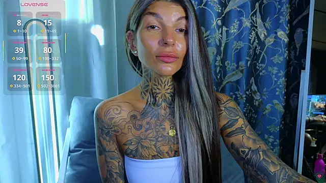 Snapshot of tattooedBabyy chatting on October 27, 2025, 8:51 am tattooedBabyy online show from October 27, 2025, 8:51 am