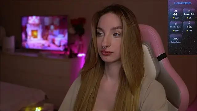 Snapshot of Lexy_kiky chatting on February 19, 2025, 8:41 pm Lexy kiky online show from February 19, 2025, 8:41 pm