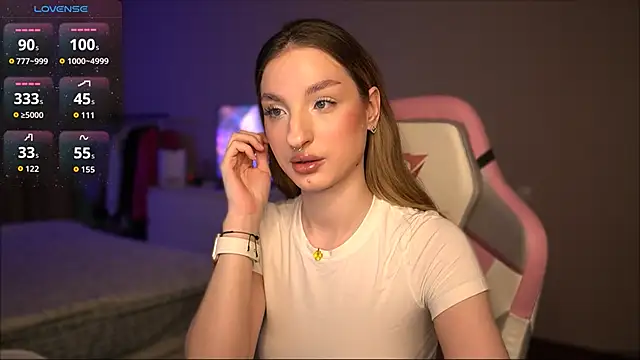 Snapshot of Lexy_kiky chatting on October 14, 2025, 10:43 pm Lexy kiky online show from October 14, 2025, 10:43 pm