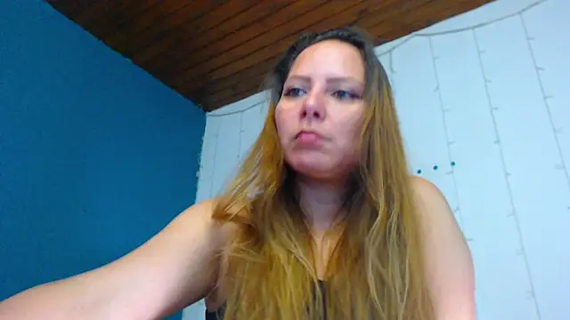 Snapshot of camila_delarosa chatting on January 13, 2025, 3:58 pm camila delarosa online show from January 13, 2025, 3:58 pm