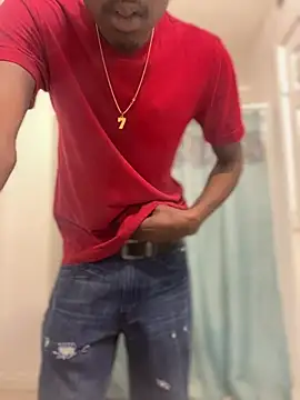 Snapshot of chocolatemeatstick25 chatting on February 20, 2025, 12:41 am chocolatemeatstick25 online show from February 20, 2025, 12:41 am