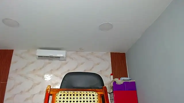 Snapshot of George_Dominator chatting on January 24, 2025, 9:15 pm George Dominator online show from January 24, 2025, 9:15 pm