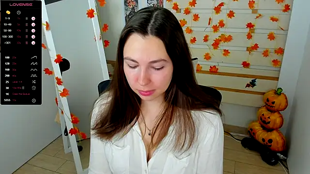 Lexy flower online show from November 2, 2025, 7:44 am