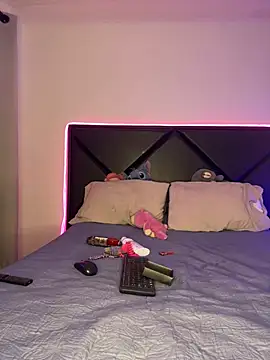 ScarlettAndClark online show from January 27, 2025, 9:55 pm