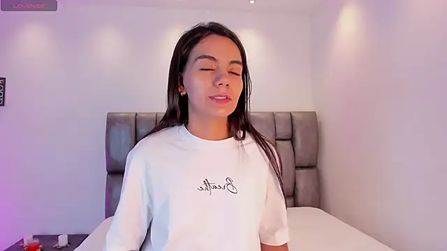 martina mancini online show from January 11, 2025, 12:40 pm