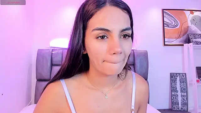 martina mancini online show from October 29, 2025, 1:24 pm