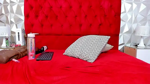 Snapshot of steacy_19 chatting on February 12, 2025, 10:56 am steacy 19 online show from February 12, 2025, 10:56 am