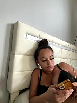 Snapshot of Lalionne58 chatting on September 16, 2025, 9:54 am Lalionne58 online show from September 16, 2025, 9:54 am