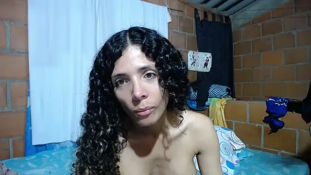 Snapshot of Nadia_Monroe chatting on September 21, 2025, 12:12 am Nadia Monroe online show from September 21, 2025, 12:12 am