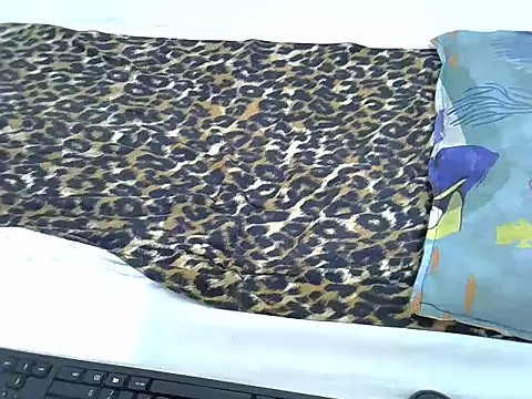 drowllie online show from November 23, 2025, 2:39 pm