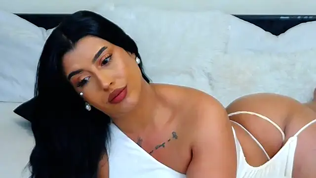 Snapshot of GiseleReine chatting on January 29, 2025, 4:41 pm GiseleReine online show from January 29, 2025, 4:41 pm