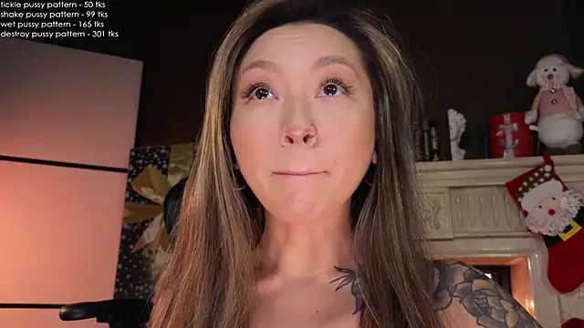 Snapshot of im_casey chatting on December 11, 2024, 7:31 am im casey online show from December 11, 2024, 7:31 am