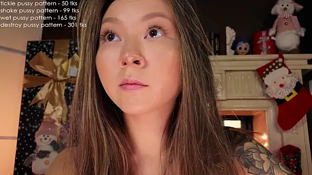 Snapshot of im_casey chatting on December 22, 2024, 8:38 am im casey online show from December 22, 2024, 8:38 am