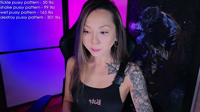 Snapshot of im_casey chatting on January 24, 2025, 11:48 am im casey online show from January 24, 2025, 11:48 am