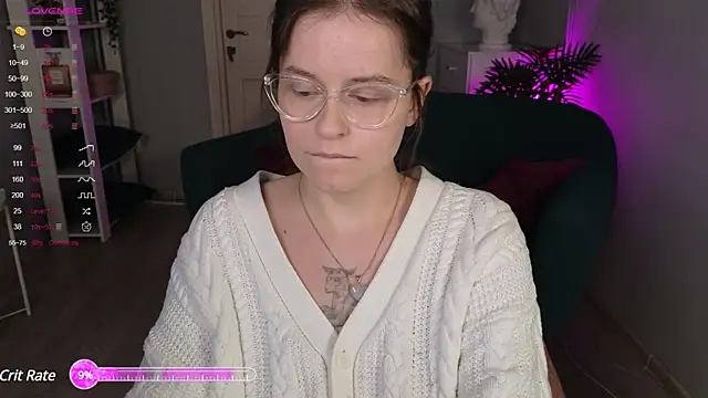 Snapshot of reb_luvng chatting on December 6, 2024, 2:49 pm reb luvng online show from December 6, 2024, 2:49 pm