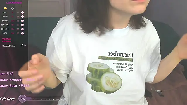 Snapshot of reb_luvng chatting on December 29, 2024, 5:44 pm reb luvng online show from December 29, 2024, 5:44 pm